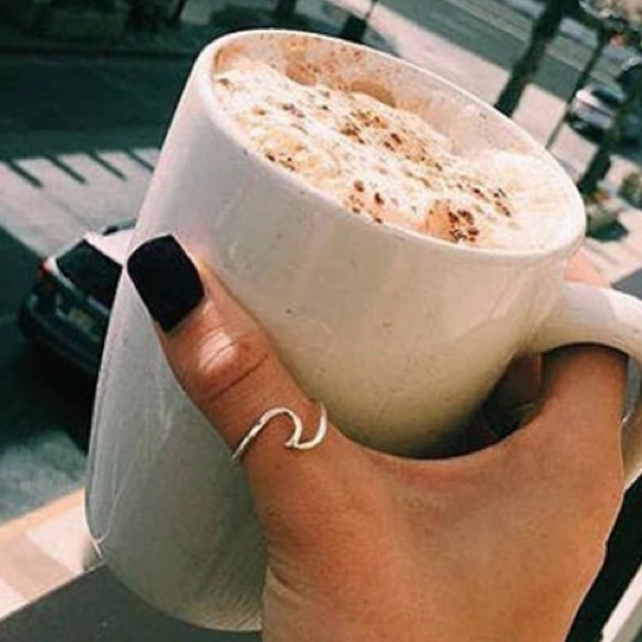 NEW Simple Silver Ring - Picture 2 of 7